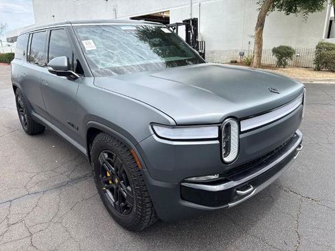 Used 2024 Rivian R1S Adventure AWD/4WD image 1