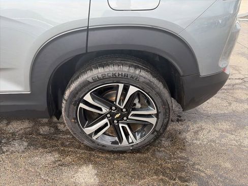 Used 2024 Chevrolet TrailBlazer LT w/ Convenience Package image 8