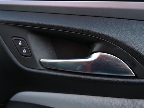 Used 2024 Buick Envista Preferred image 48