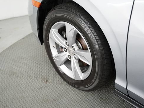 Used 2018 Honda Odyssey EX-L image 58