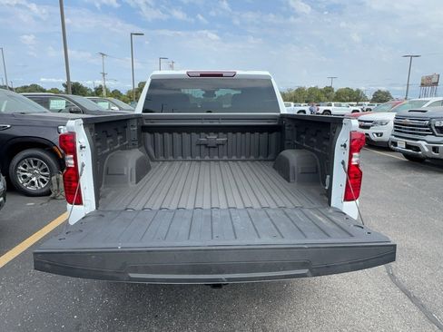 Certified 2024 Chevrolet Silverado 1500 LT AWD/4WD image 5