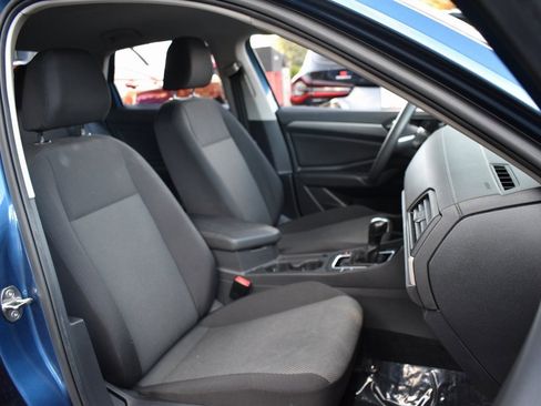 Used 2020 Volkswagen Jetta S w/ Driver Assistance Package image 29