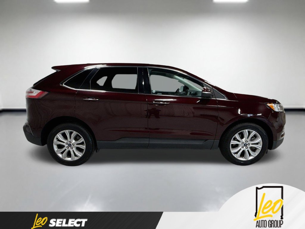 Used 2022 Ford Edge Titanium AWD/4WD image 6