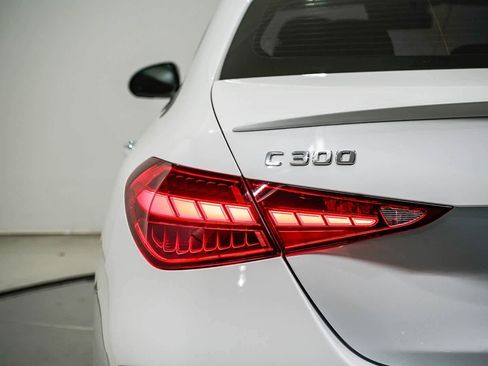 Used 2022 Mercedes-Benz C 300 Sedan image 9