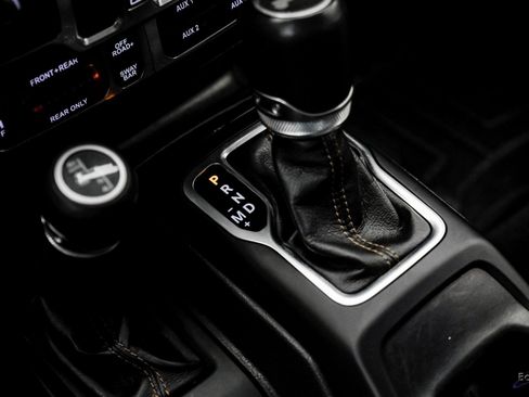 Used 2022 Jeep Wrangler Unlimited Rubicon w/ Xtreme Recon 35" Tire Package image 56