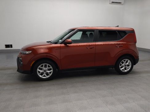 Used 2022 Kia Soul LX w/ Technology Package image 2