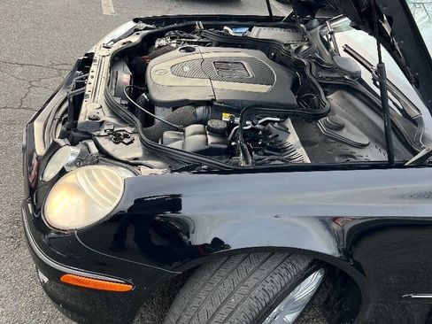 Used 2008 Mercedes-Benz E 350 4MATIC Sedan image 34