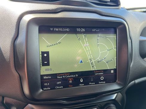 Used 2022 Jeep Renegade Latitude AWD/4WD image 18