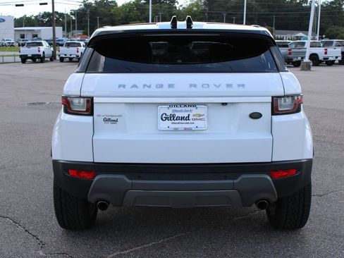 Used 2018 Land Rover Range Rover Evoque HSE AWD/4WD image 18
