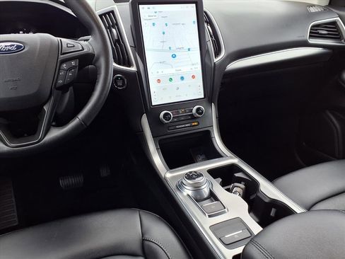 Used 2022 Ford Edge SEL w/ Convenience Package image 7