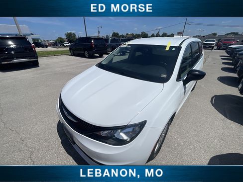 Used 2024 Chrysler Voyager LX FWD image 19