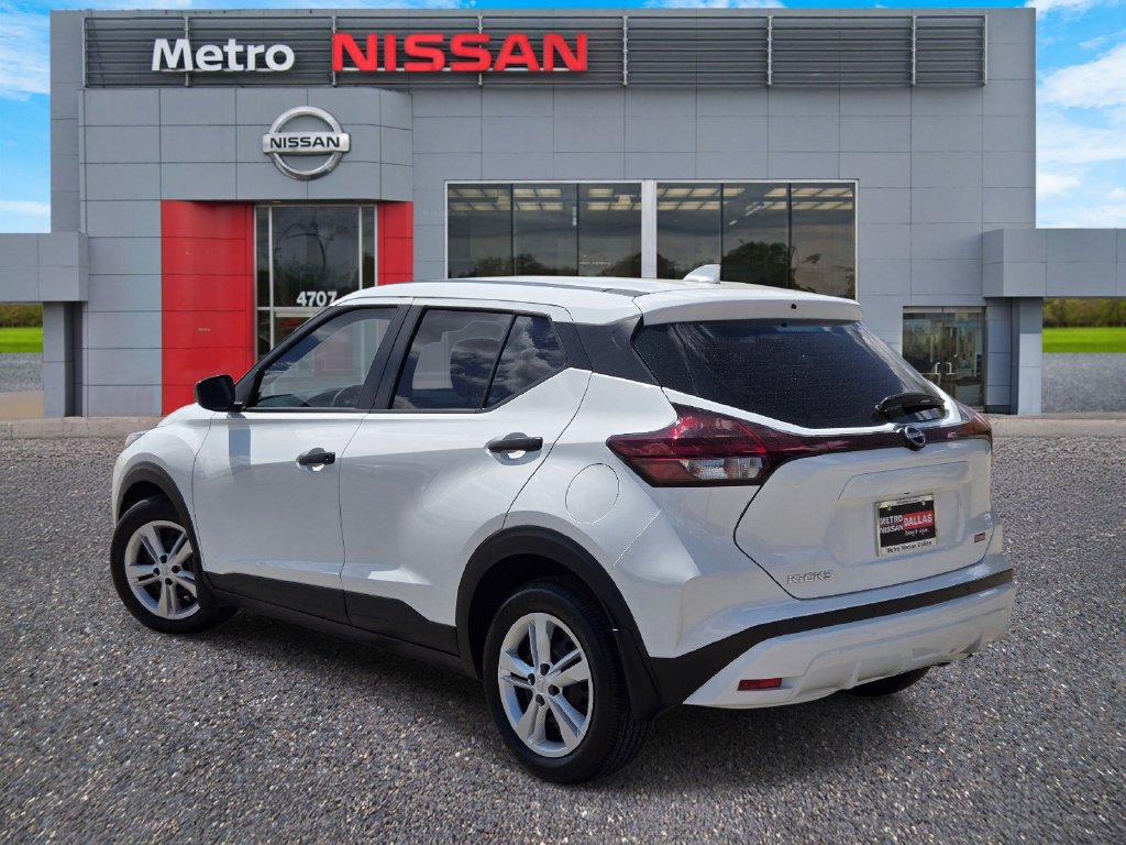Certified 2025 Nissan Kicks Play S FWD image 4