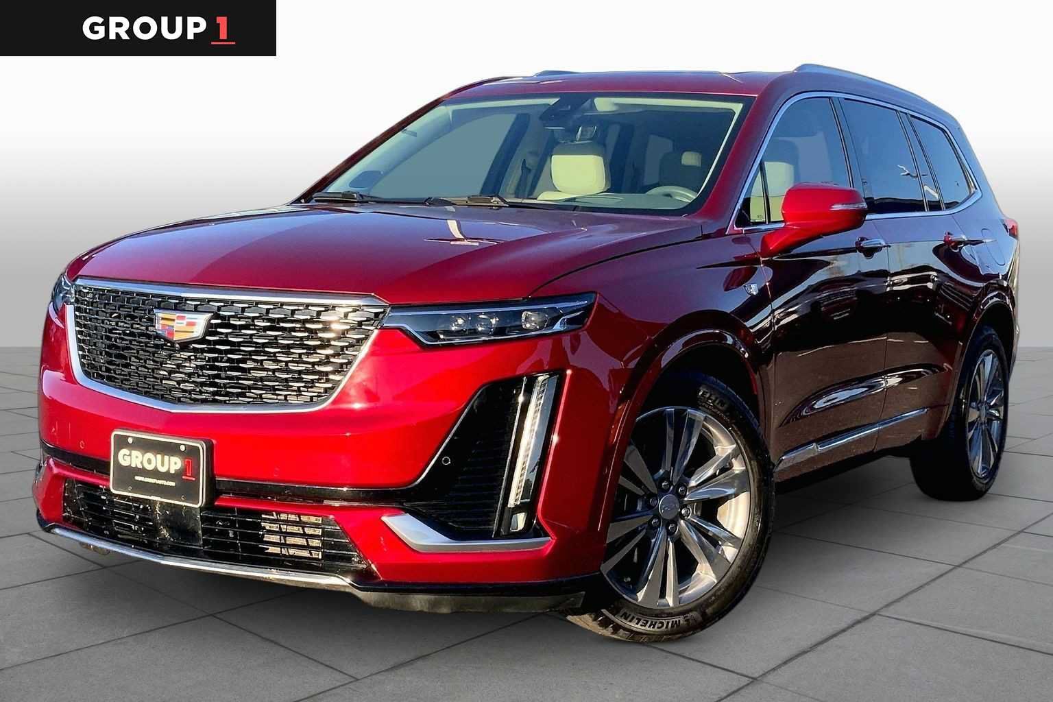 Used 2023 Cadillac XT6 Premium Luxury w/ Technology Package FWD image 1