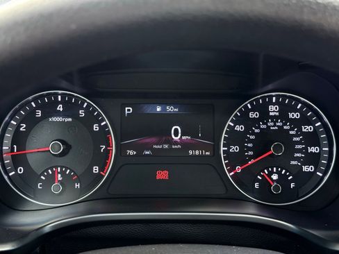 Used 2022 Kia Forte LXS FWD image 31