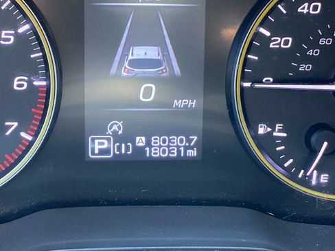 Used 2024 Subaru Crosstrek 2.5i Sport AWD/4WD image 28