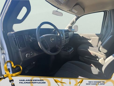 Used 2024 Chevrolet Express 2500 w/ Driver Convenience Package image 15