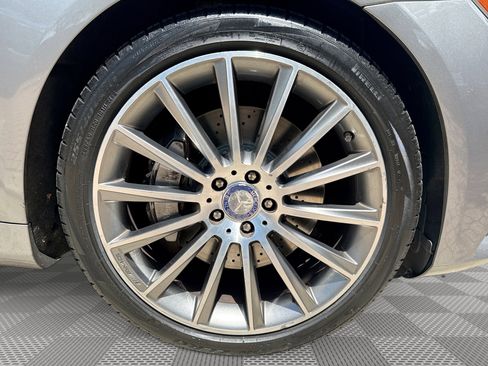 Used 2015 Mercedes-Benz S 550 Sedan image 31