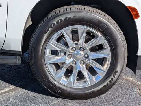 Used 2023 Chevrolet Tahoe Premier w/ Premium Package image 10