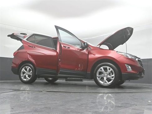 Used 2019 Chevrolet Equinox LT image 50