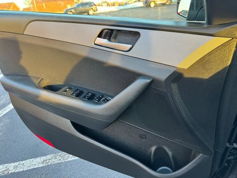Used 2019 Hyundai Sonata SE image 38