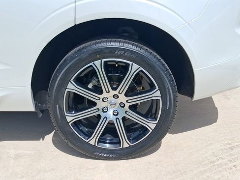 Used 2021 Volvo XC60 T5 Inscription w/ Advanced Package FWD image 4