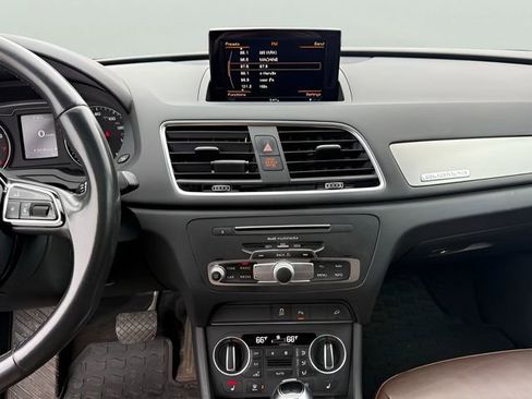 Used 2018 Audi Q3 2.0T Premium Plus w/ Premium Plus Package image 18