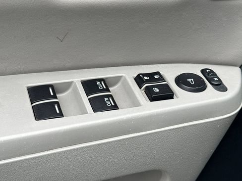 Used 2015 Honda Pilot Touring image 13