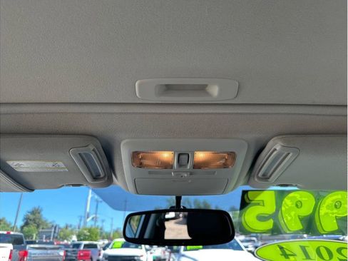 Used 2014 Subaru Forester 2.5i Touring w/ Popular Package #2 image 19