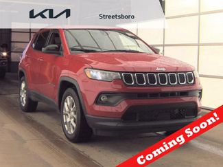 Used 2024 Jeep Compass Latitude w/ Sun and Sound Group AWD/4WD video 1