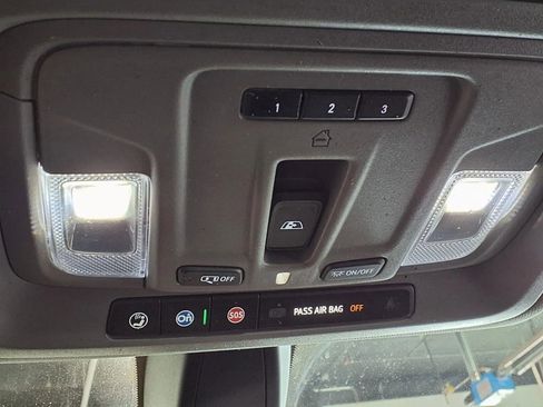 Used 2020 Chevrolet Silverado 1500 LT w/ All-Star Edition image 22