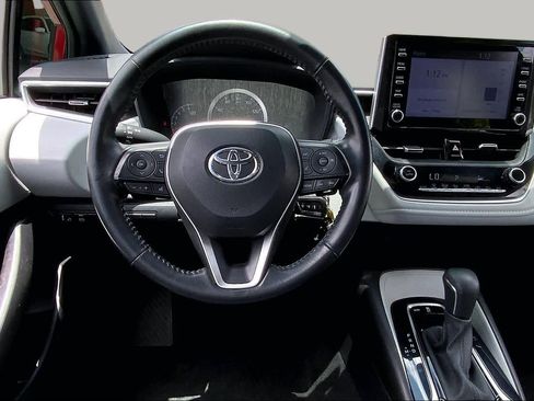 Used 2020 Toyota Corolla SE FWD image 6
