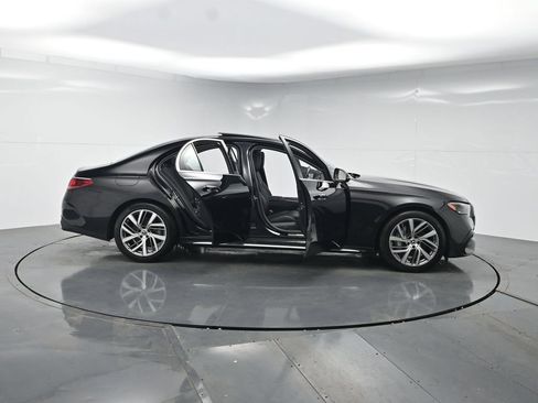 Used 2025 Mercedes-Benz E 350 Sedan image 50