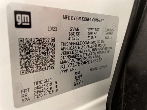 Used 2024 Chevrolet Trax RS FWD image 31
