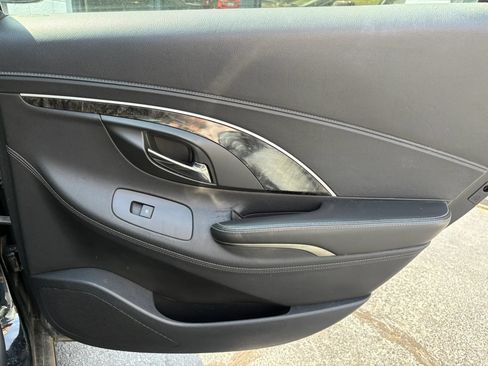 Used 2016 Buick LaCrosse Leather FWD image 16