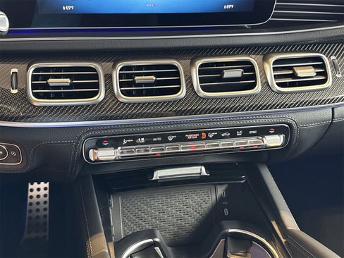 New 2026 Mercedes-Benz GLE 53 AMG Base image 30