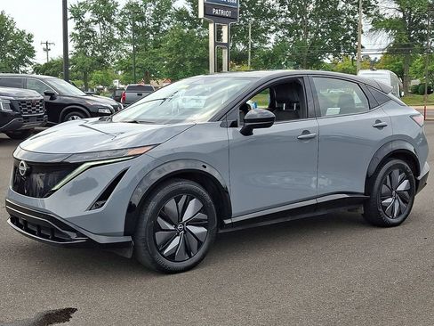 Certified 2024 Nissan Ariya AWD image 3