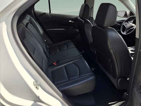 Used 2018 Chevrolet Equinox Premier FWD image 14