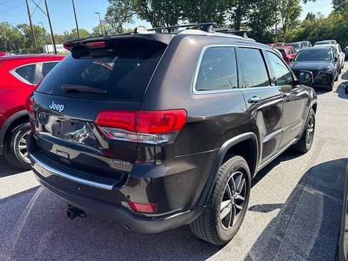Used 2017 Jeep Grand Cherokee Limited AWD/4WD image 6