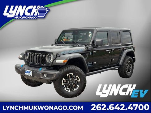 Used 2025 Jeep Wrangler Unlimited Rubicon 4xe w/ Convenience Group AWD/4WD image 1