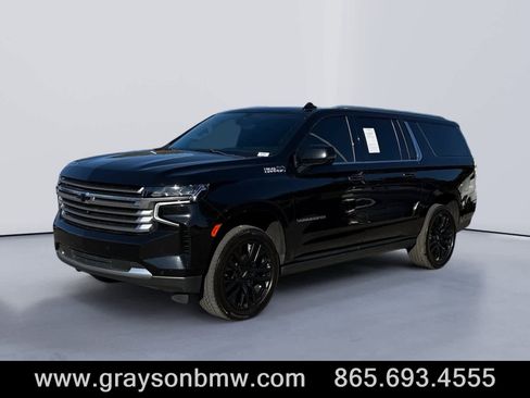 Used 2021 Chevrolet Suburban High Country w/ Premium Package image 7