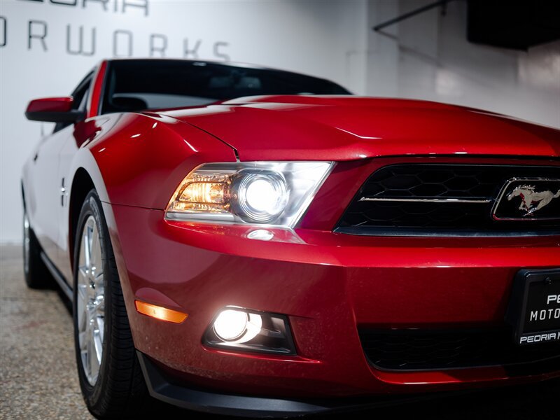 Used 2012 Ford Mustang Premium RWD image 17