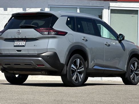 Used 2022 Nissan Rogue SL FWD image 4