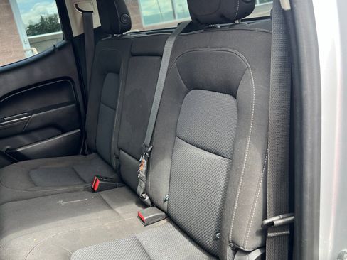 Used 2019 Chevrolet Colorado LT w/ Redline Special Edition RWD image 20