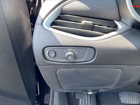 Used 2020 Chevrolet Malibu RS image 32