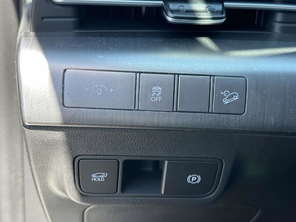 New 2026 Hyundai Kona Limited AWD/4WD image 32