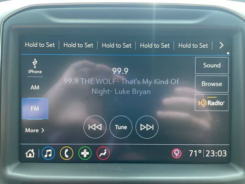 Used 2019 Chevrolet Silverado 1500 LT Trail Boss AWD/4WD image 15