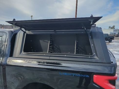 Used 2023 Ford F150 Lightning Platinum image 7