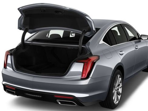 Used 2024 Cadillac XT5 Luxury AWD/4WD image 7