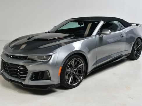 Used 2023 Chevrolet Camaro ZL1 image 2