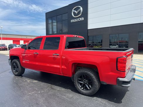 Used 2014 Chevrolet Silverado 1500 W/T RWD image 3